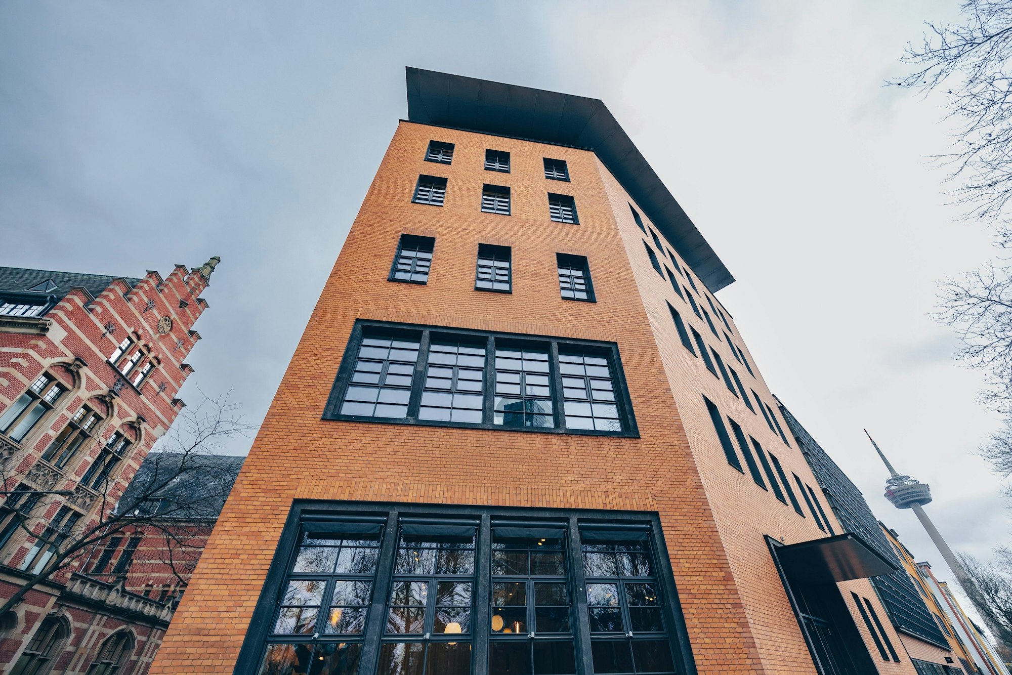 Hauck Aufhäuser Lampe in Köln