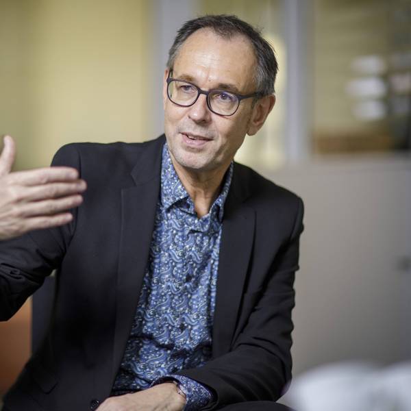 Prof. Andreas Zick leitet das Institut für interdisziplinäre Konflikt- und Gewaltforschung der Universität Bielefeld. (Archivbild)