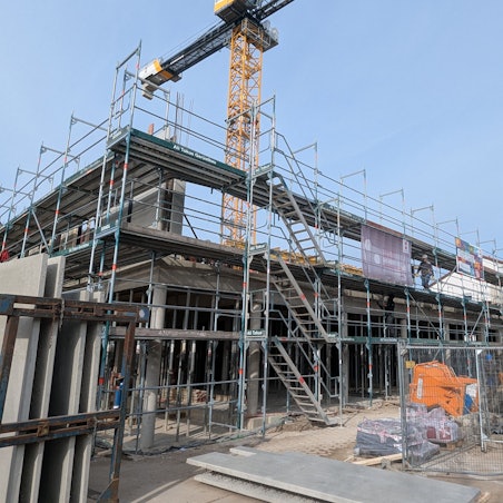 Das Foto zeigt die Baustelle an der Friedrich-Ebert-Realschule.