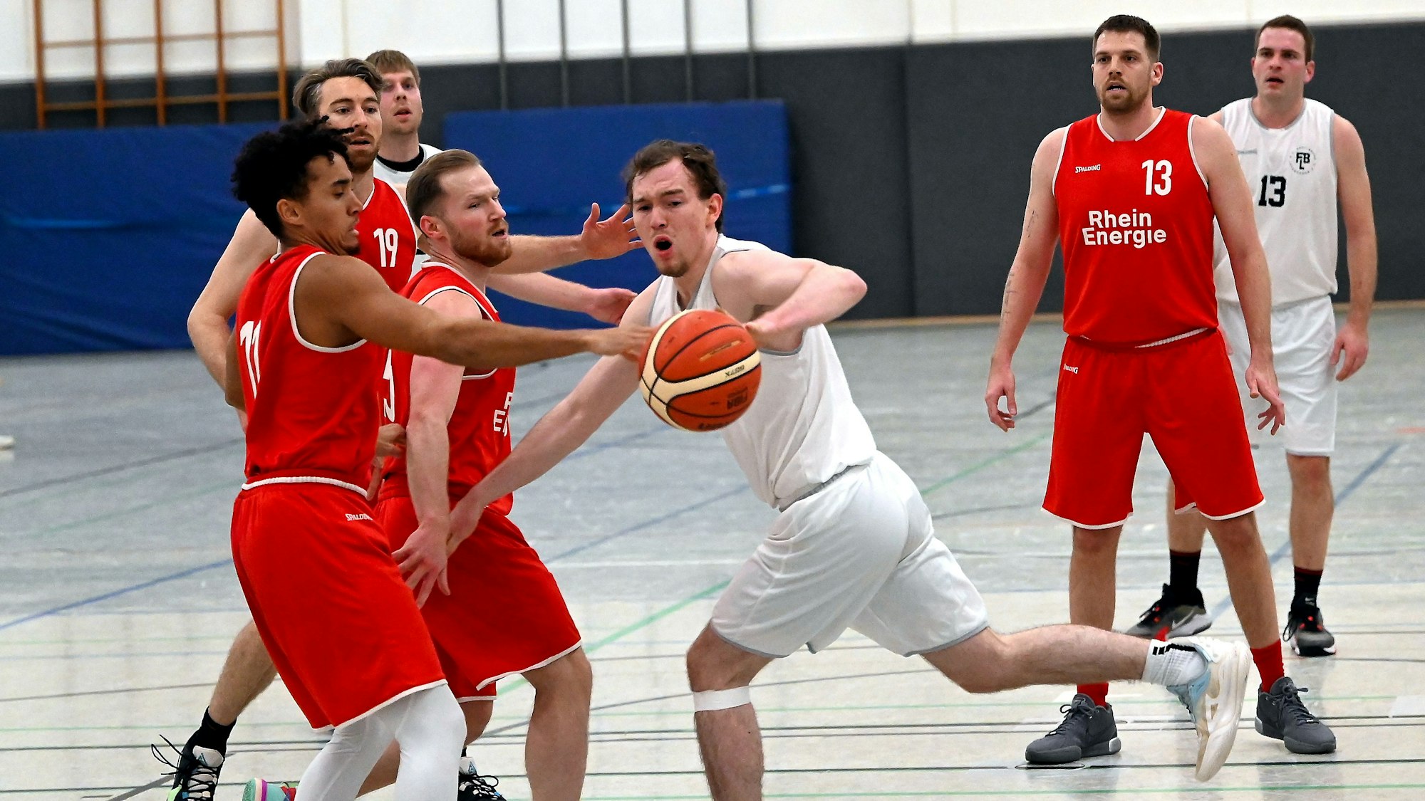08.02.2025, Basketball-Fast Break Leverkusen-BG Köln
mitte: Daniel Kruglow (Leverkusen)
Foto: Uli Herhaus
