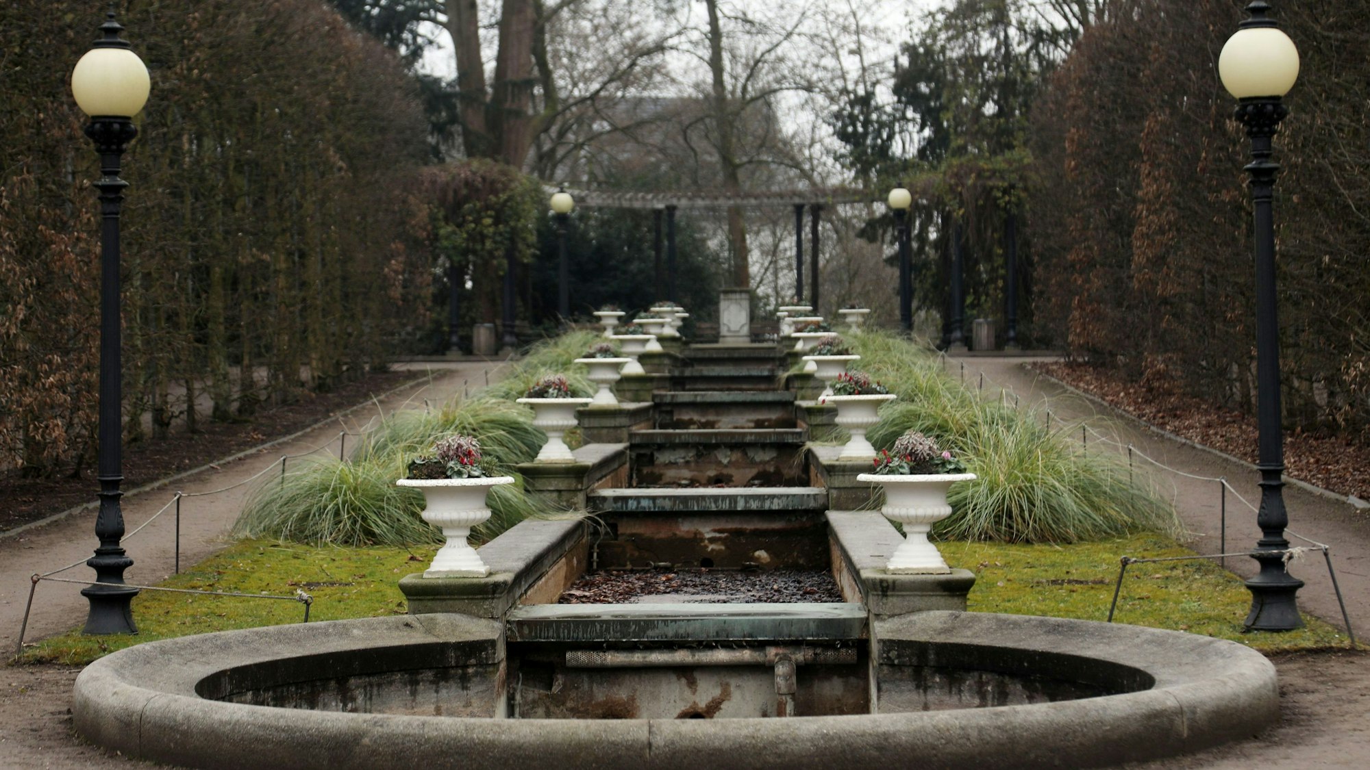 Das Bild zeigt den historischen Flora-Tempel.