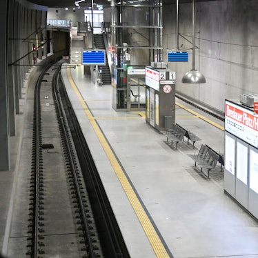 07.02.2025 Köln. Aufgrund des Warnstreiks im Öffentlichen Personennahverkehr (ÖPNV-Warnstreik) fahren ganztägig weder Busse noch Stadtbahnen der Kölner Verkehrsbetriebe (KVB). Breslauer Platz. Foto: Alexander Schwaiger
