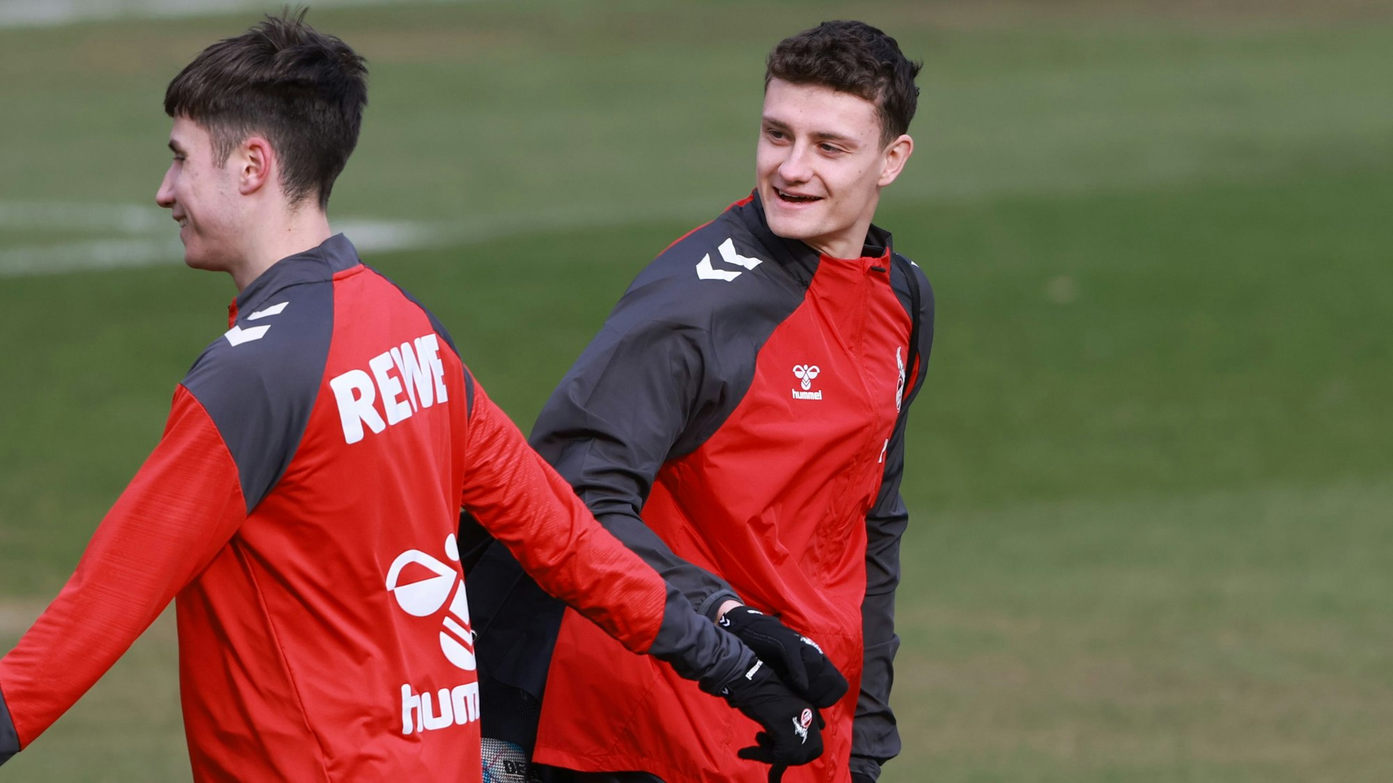 1. FC Köln, Training, von links: Denis Huseinbasic, Eric Martel( 1. FC Köln), 19.02.2025, Bild: Herbert Bucco