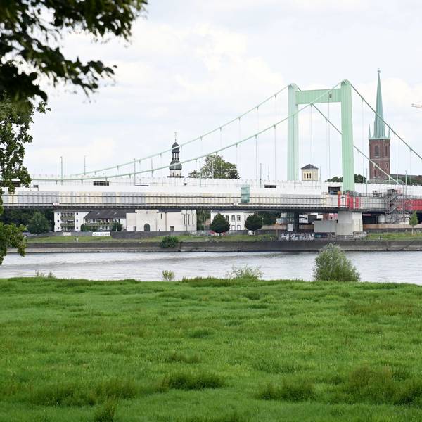 Die Mülheimer Brücke.