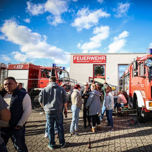 Eins der Wahllokale in Burscheid ist bei der Feuerwehr in Paffenlöh