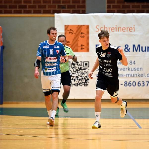 07.02.2025, Handball-TuS Opladen-Longericher SC Köln
rechts: Luis Pauli (Opladen)
Foto: Uli Herhaus