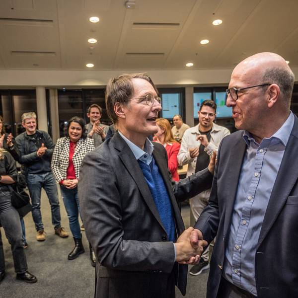 Karl Lauterbach und Siegmar Heß .