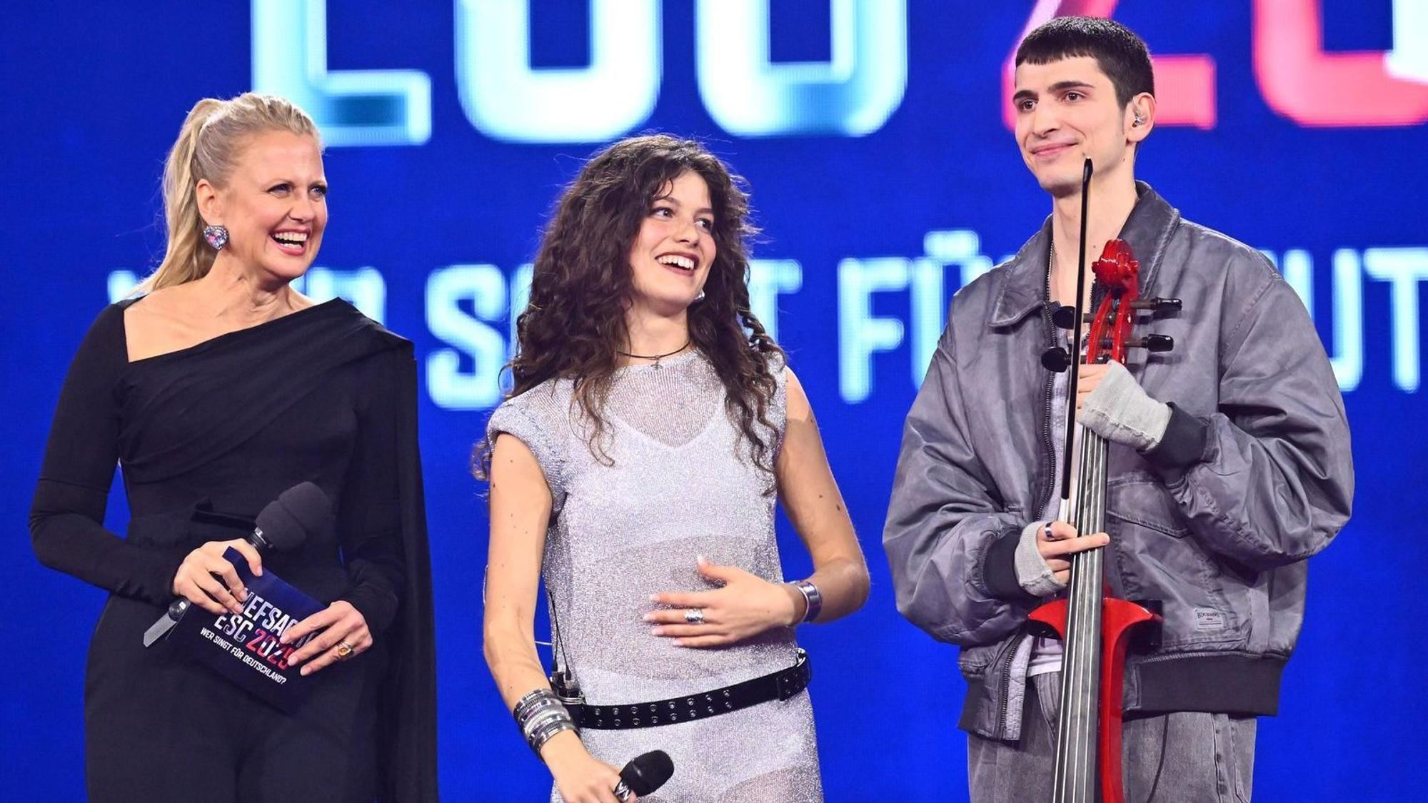 Barbara Schöneberger mit Abor & Tynna