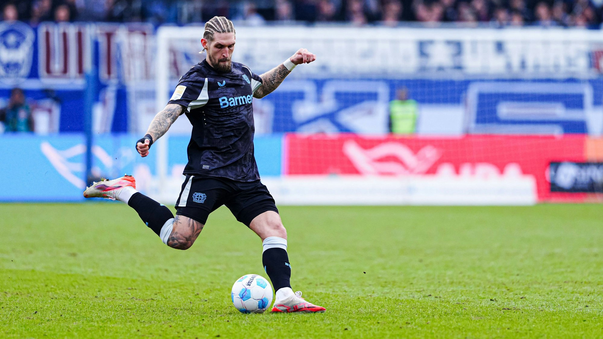 Robert Andrich im Spiel bei Holstein Kiel