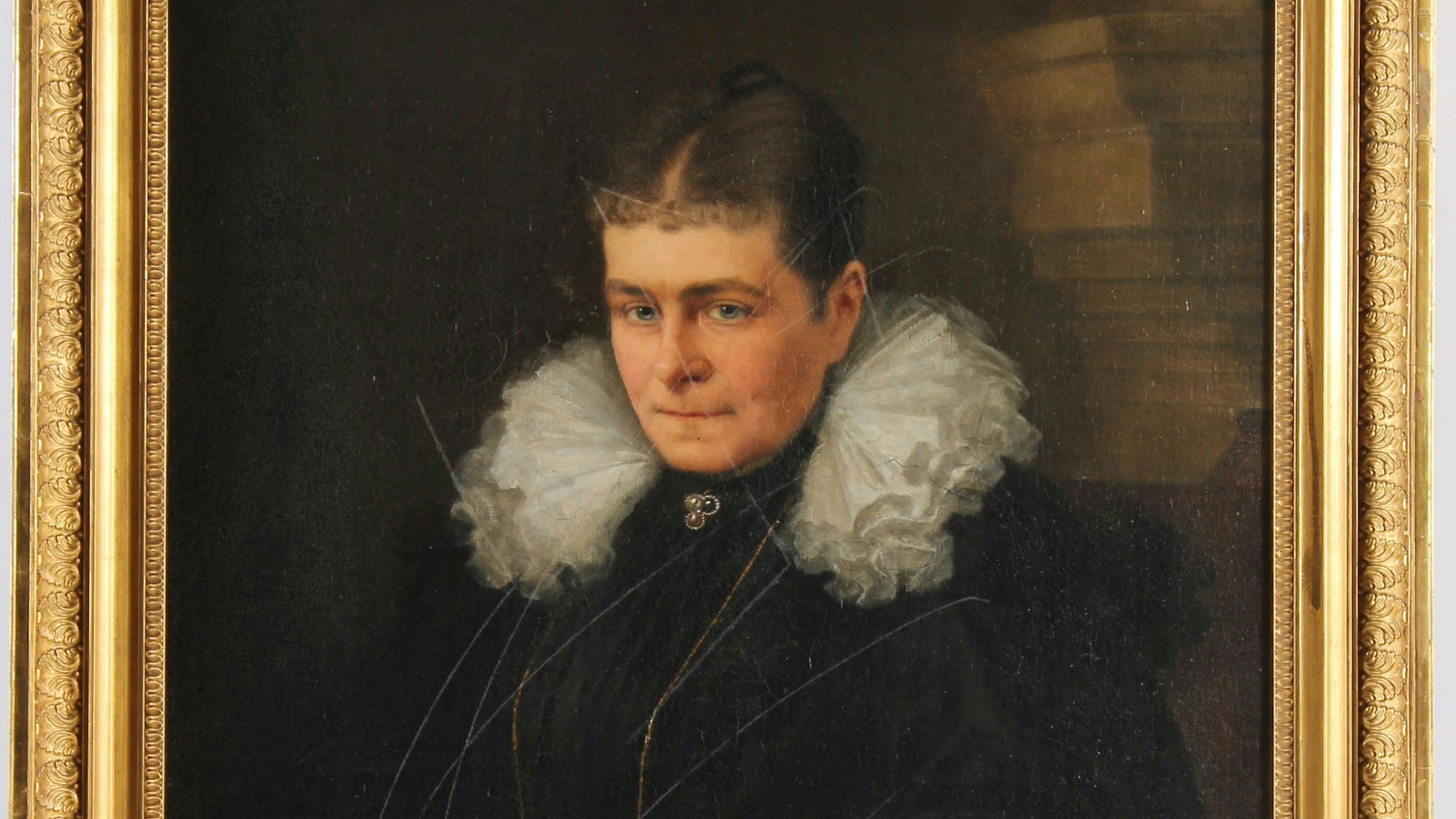 Das Porträt zeigt Adele Rautenstrauch, wer es gemalt hat ist unbekannt.