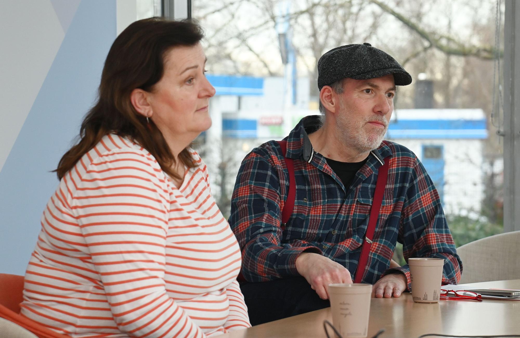 Jan Krauthäuser (Humba) und Maureen Wolf (Oma Kleinmann) über den Runden Tisch Karneval und Alternativideen zur Zülpicher Straße.