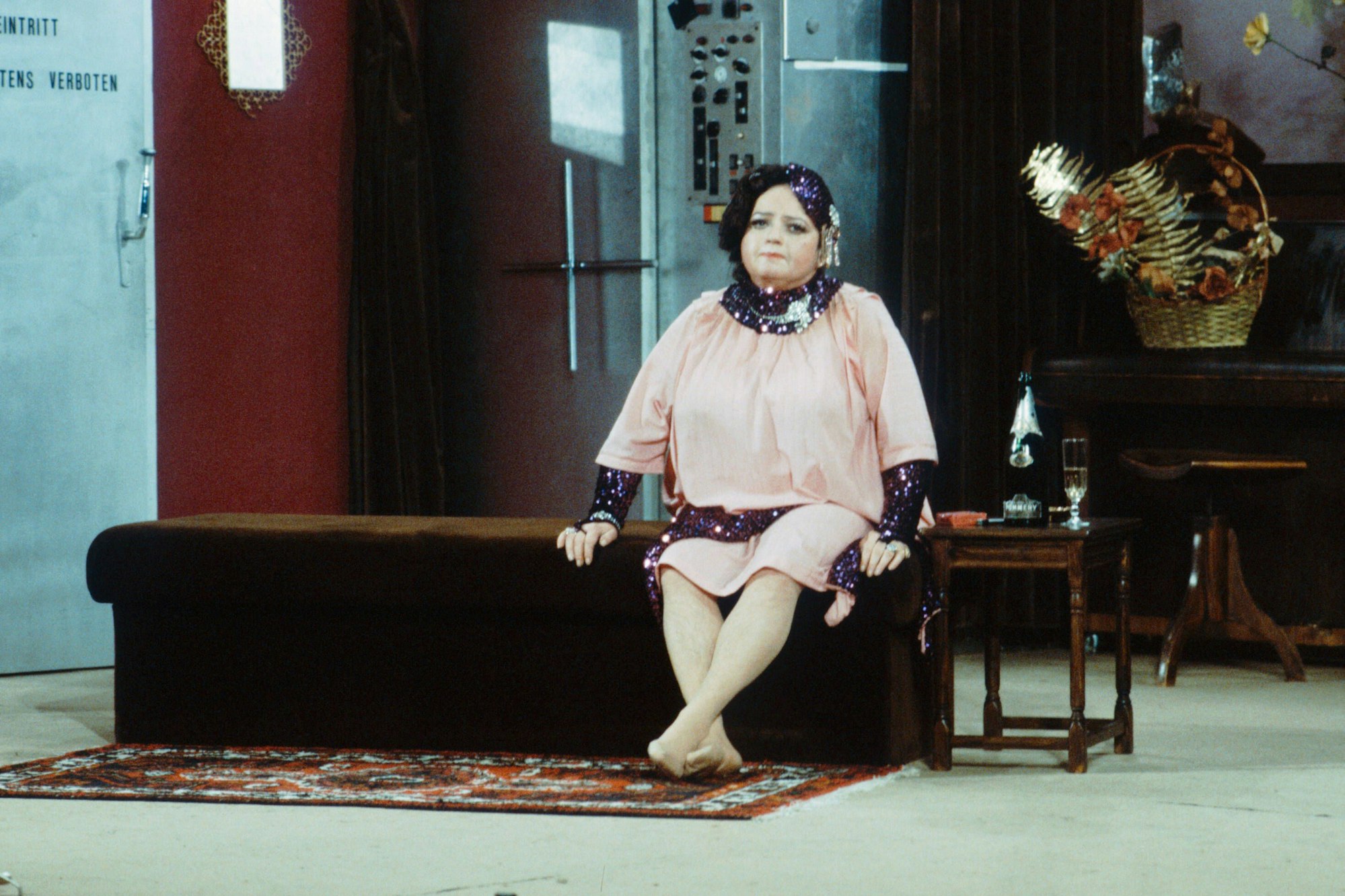 Trude Herr - Die deutsche deutsche Schauspielerin, Schlagersängerin und Theaterdirektorin Trude Herr, Köln Nordrhein-Westfalen Deutschland *** Trude Herr The German German actress, pop singer and theatre director Trude Herr, Cologne North Rhine-Westphalia Germany Copyright: ZIKxImages UnitedArchives00022627 EDITORIAL USE ONLY ACHTUNG AUFNAHMEDATUM GESCHÄTZT