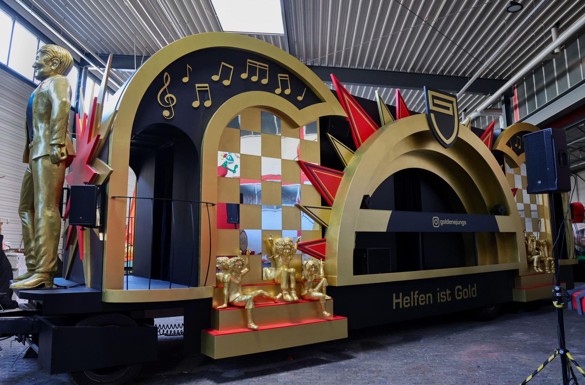 Der erste eigene Wagen der Goldenen Jungs