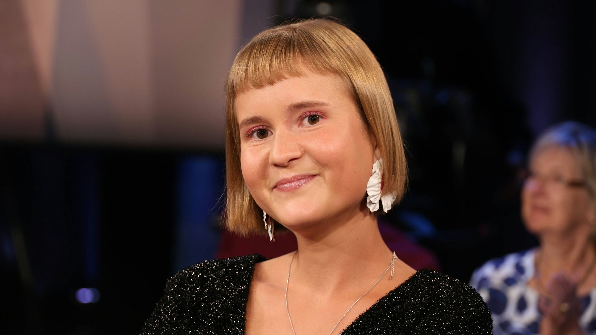 Caroline Wahl, Schriftstellerin, zu Gast in der NDR Talk Show