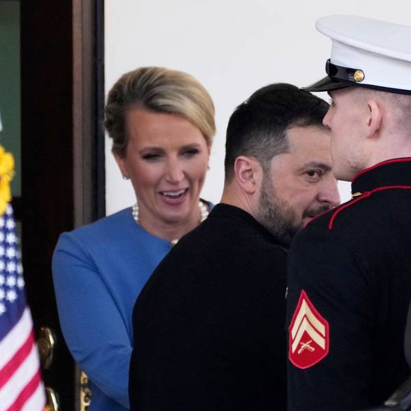 28.02.2025, USA, Washington: Der ukrainische Präsident Wolodymyr Selenskyj (M) verlässt nach einem Treffen mit US-Präsident Trump das Weiße Haus. Foto: Ben Curtis/AP/dpa +++ dpa-Bildfunk +++