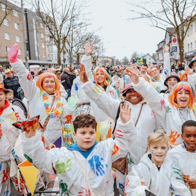 Der Karnevalszug in Schlebusch wird in diesem Jahr einen verkürzten Zugweg gehen.