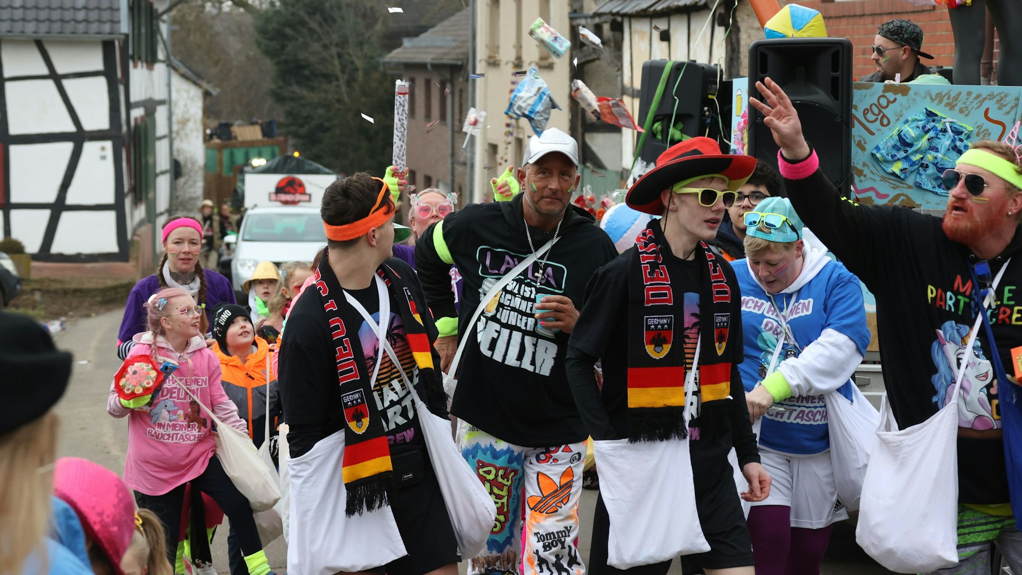 Die Dorfkinder fühlten den Mallorca-Style.