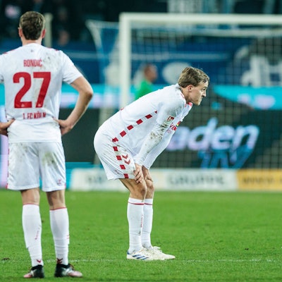 Imad Rondic und Kapitän Timo Hübers sind nach dem 0:1 in Karlsruhe frustriert.
