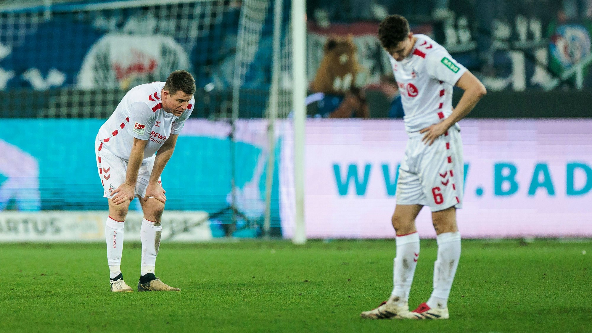 Dominique Heintz und Eric Martel konnten die Niederlage in Karlsruhe nicht verhindern.