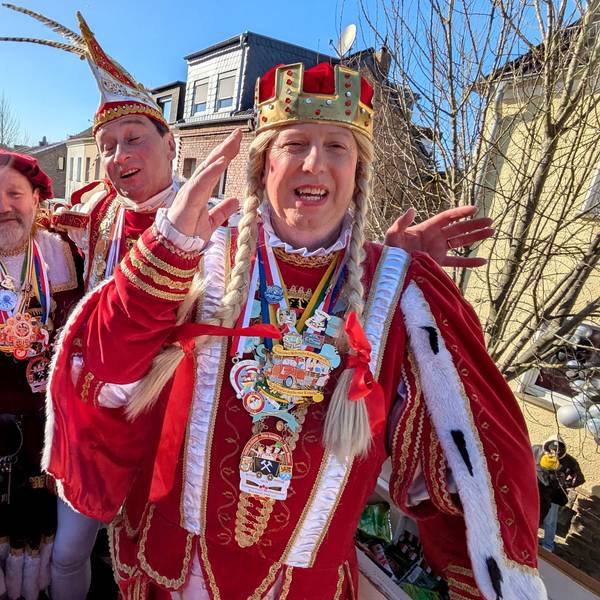 Für die drei Junge vun d'r Heerstroß - Prinz Joachim I. (Vossel), Bauer Werner (Echtner) und Jungfrau Johanna (Johann Klöcker) - ging beim Tulpensonntagszug ein Lebenstraum in Erfüllung.