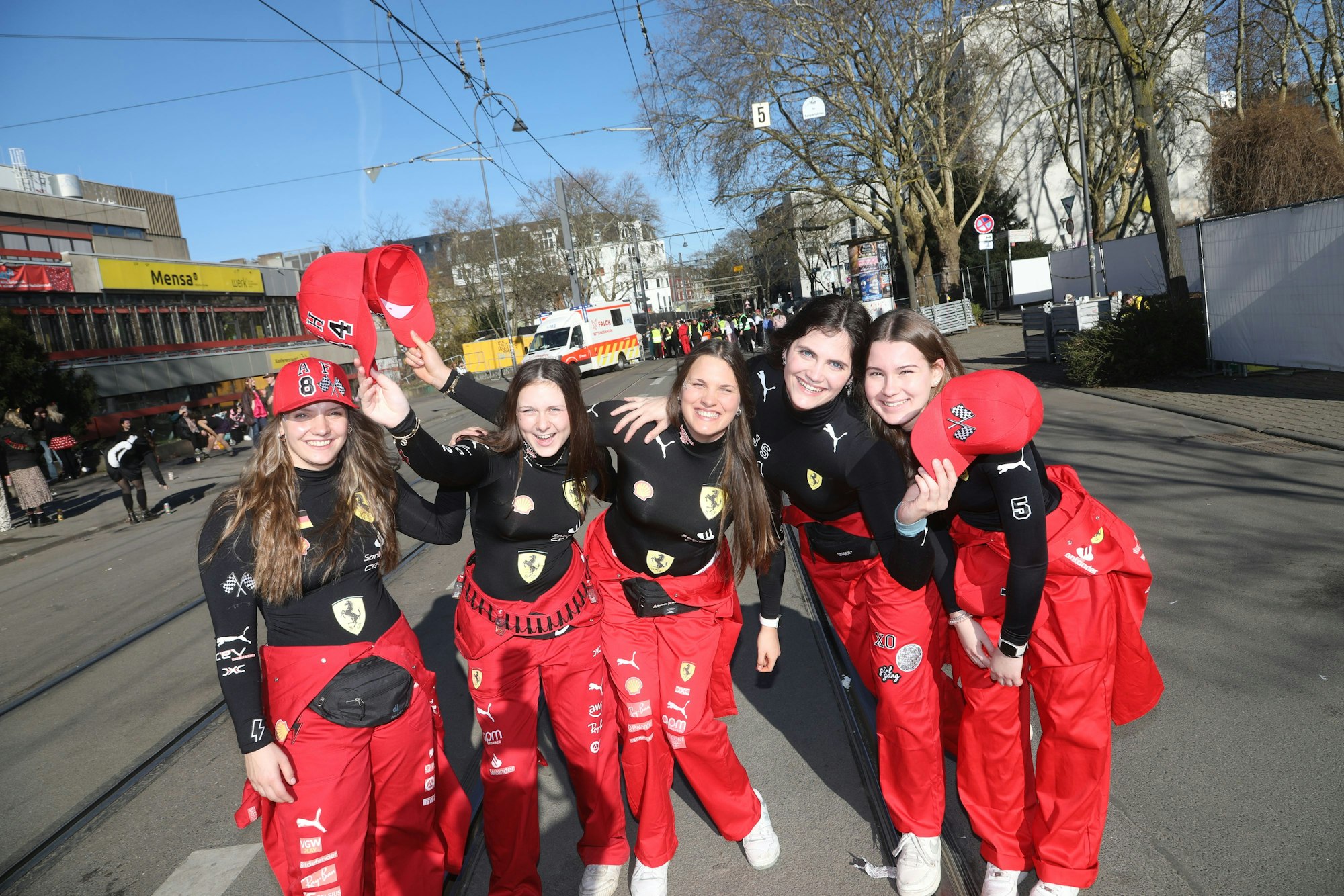 03.03.2025, Köln: Rosenmontag 2025 auf der Zülpicher Straße. Foto: Arton Krasniqi