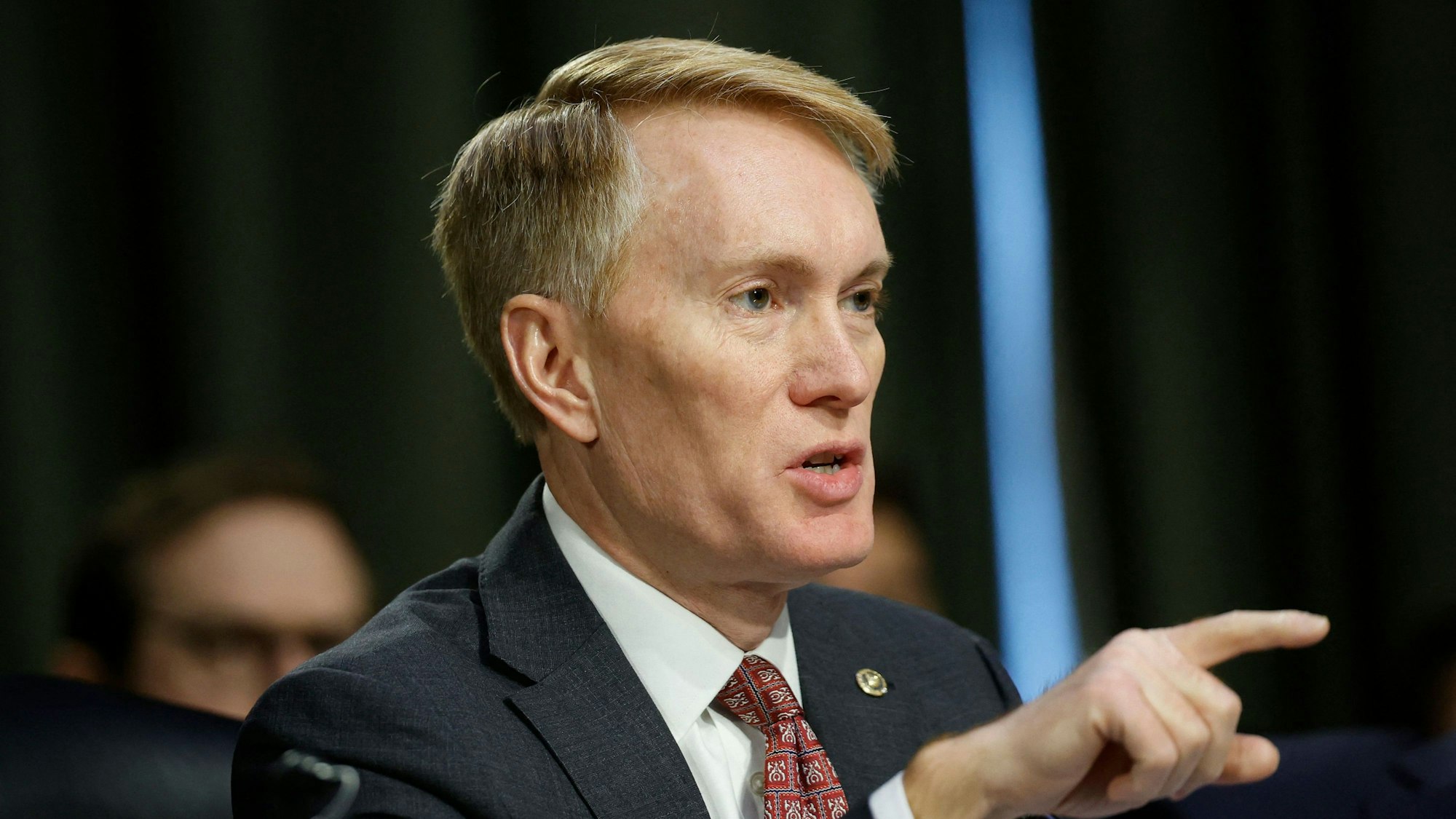 Der republikanische Senator James Lankford geht auf Konfrontation zu Donald Trump und kritisiert Wladimir Putin hart (Archivbild).
