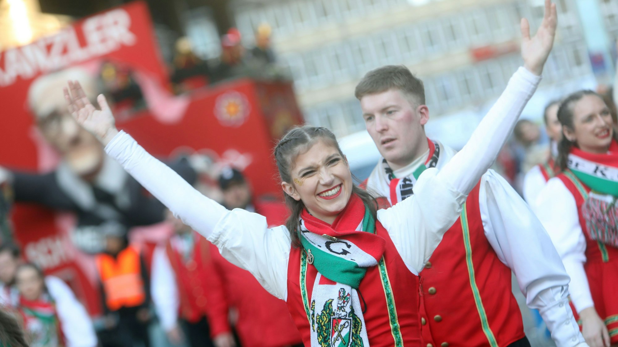 03.03.2025, Köln: Der Rosenmontagszug am Rosenmontag 2025. Foto: Arton Krasniqi