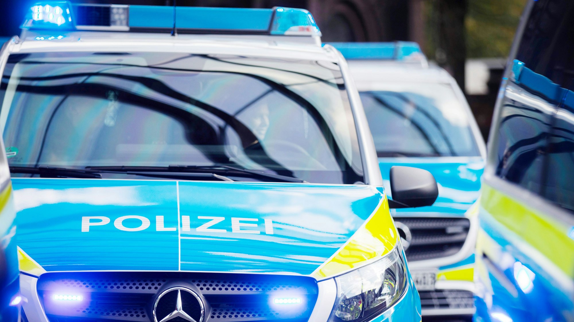 Ein Streifenwagen der Polizei (Symbolbild).