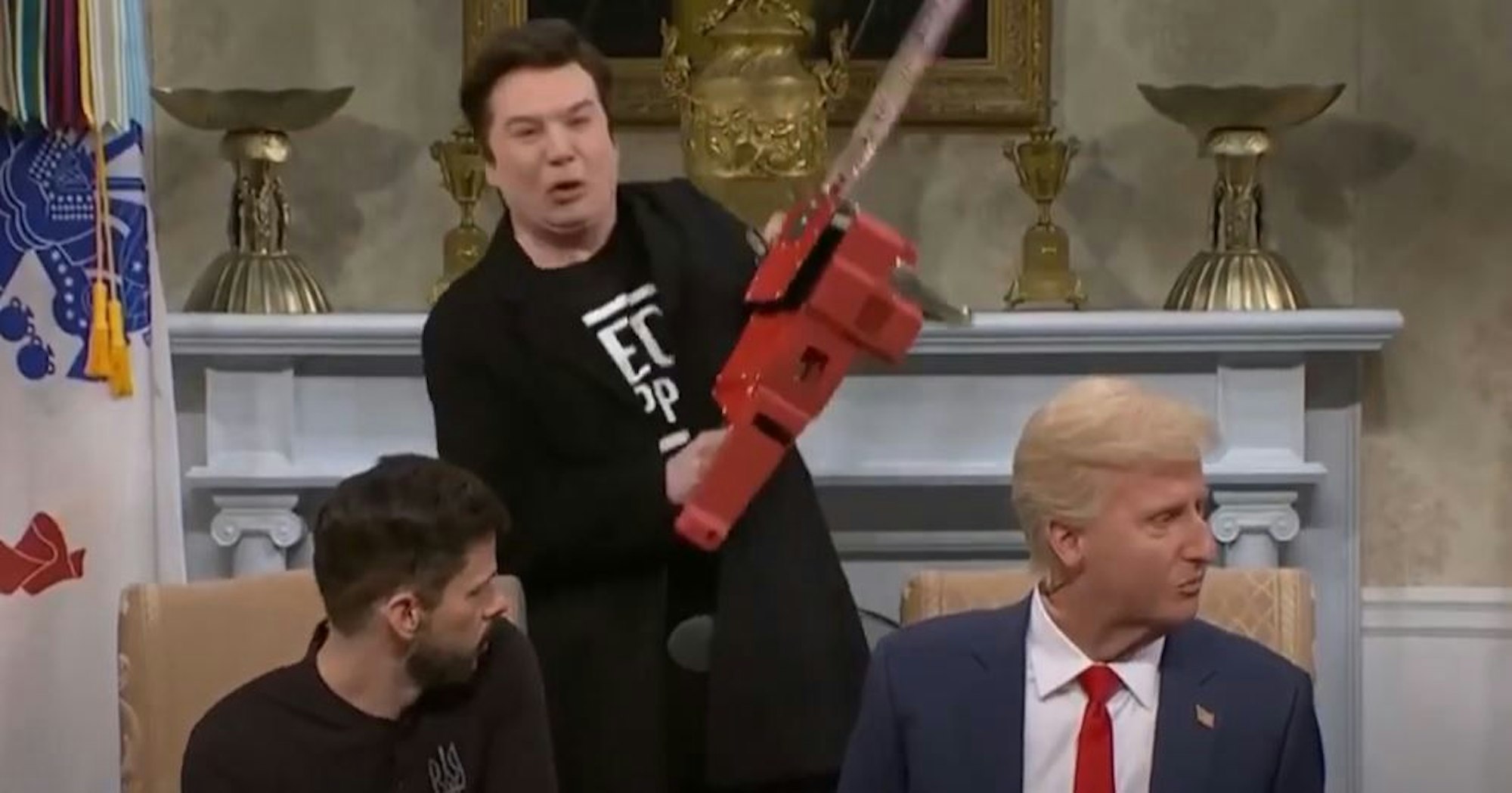 Das Team von „Saturday Night Live“ hat den Vorfall im Weißen Haus gekonnt auf die Schippe genommen.