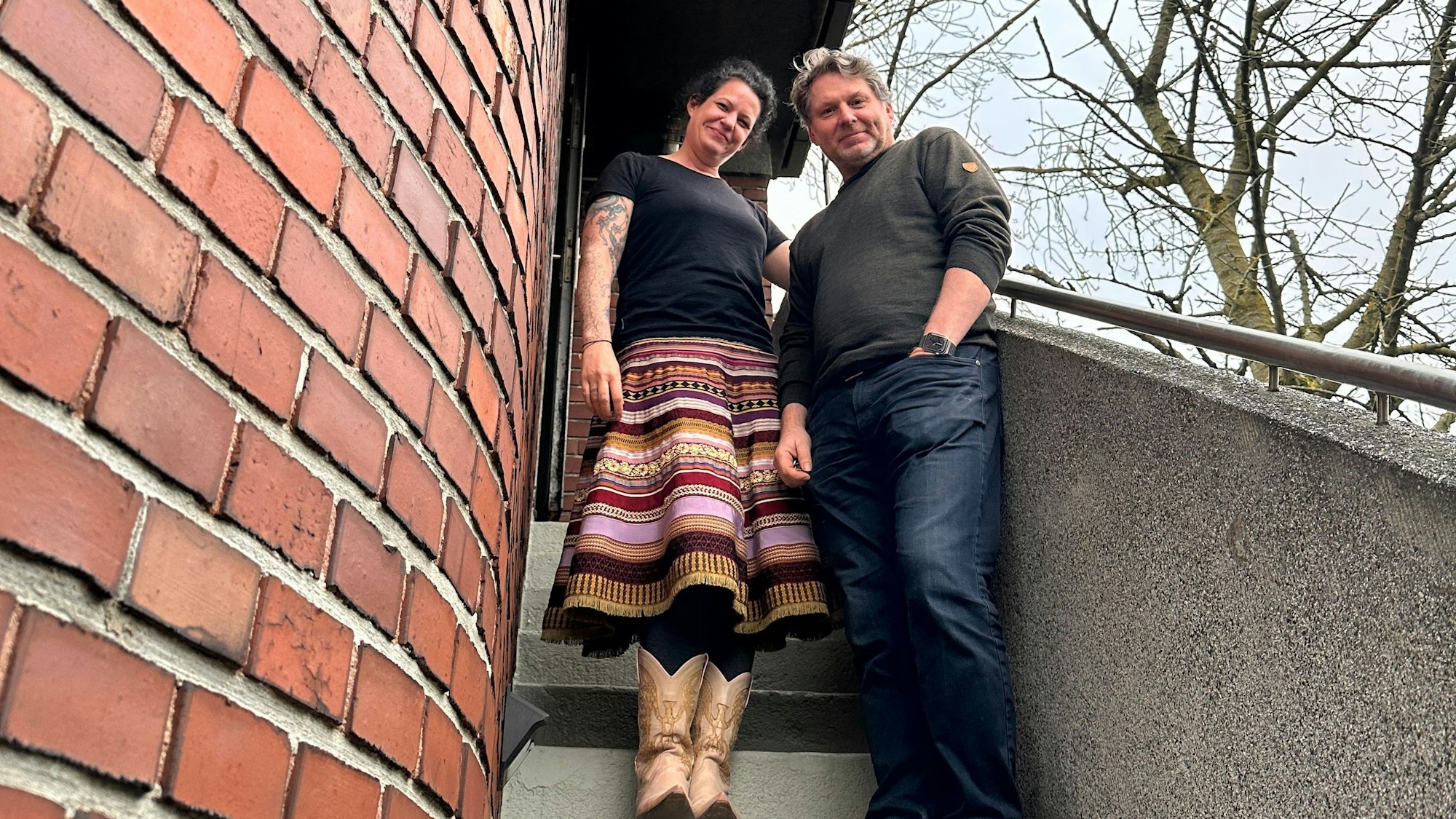 Saskia Wichelhaus und Michael Graul wohnen in einem ehemaligen Stellwerk in Bickendorf