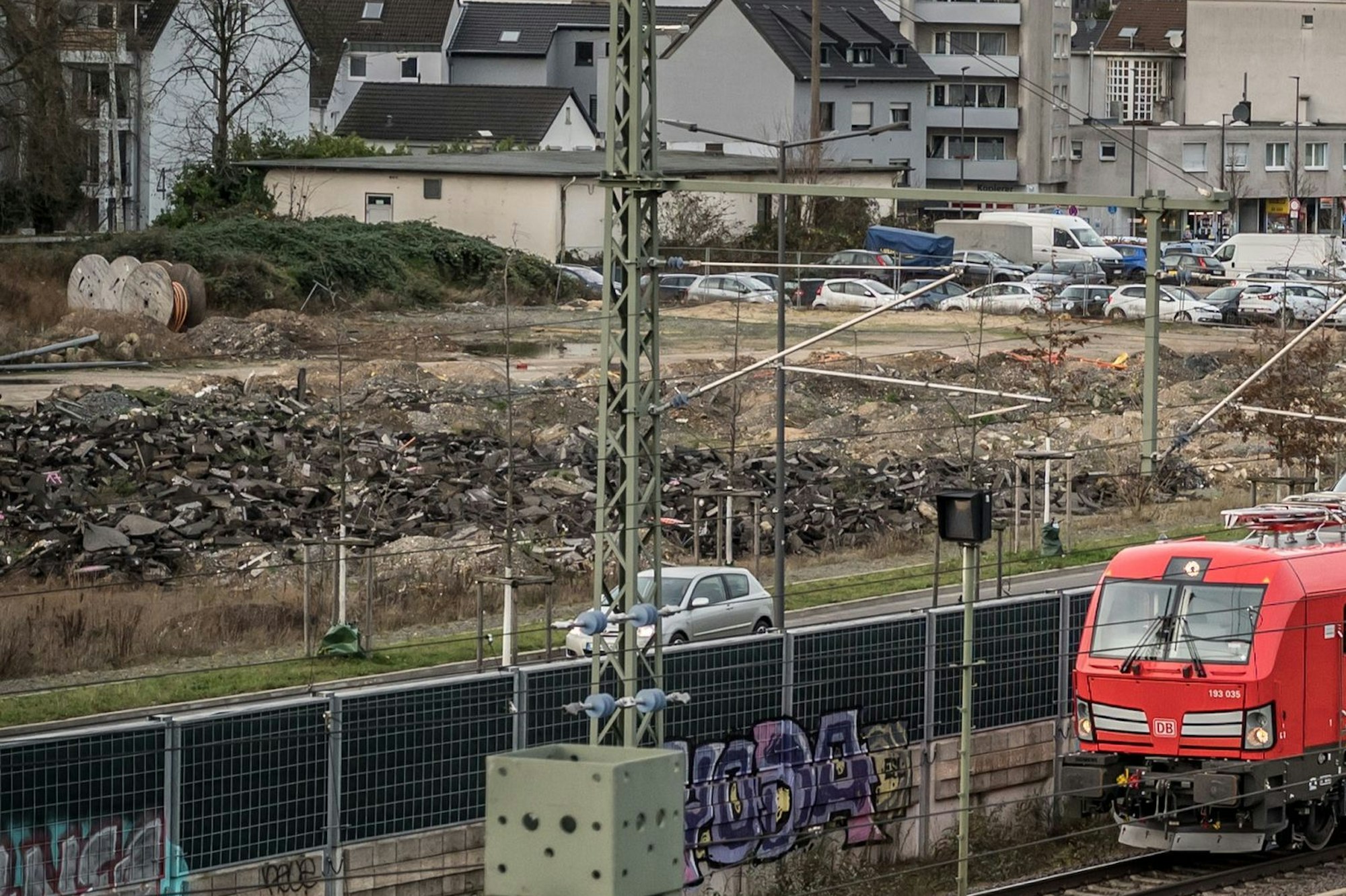 bahnstadt-West, Eisenbahn, Güterzugstrecke Bild: Ralf Krieger
