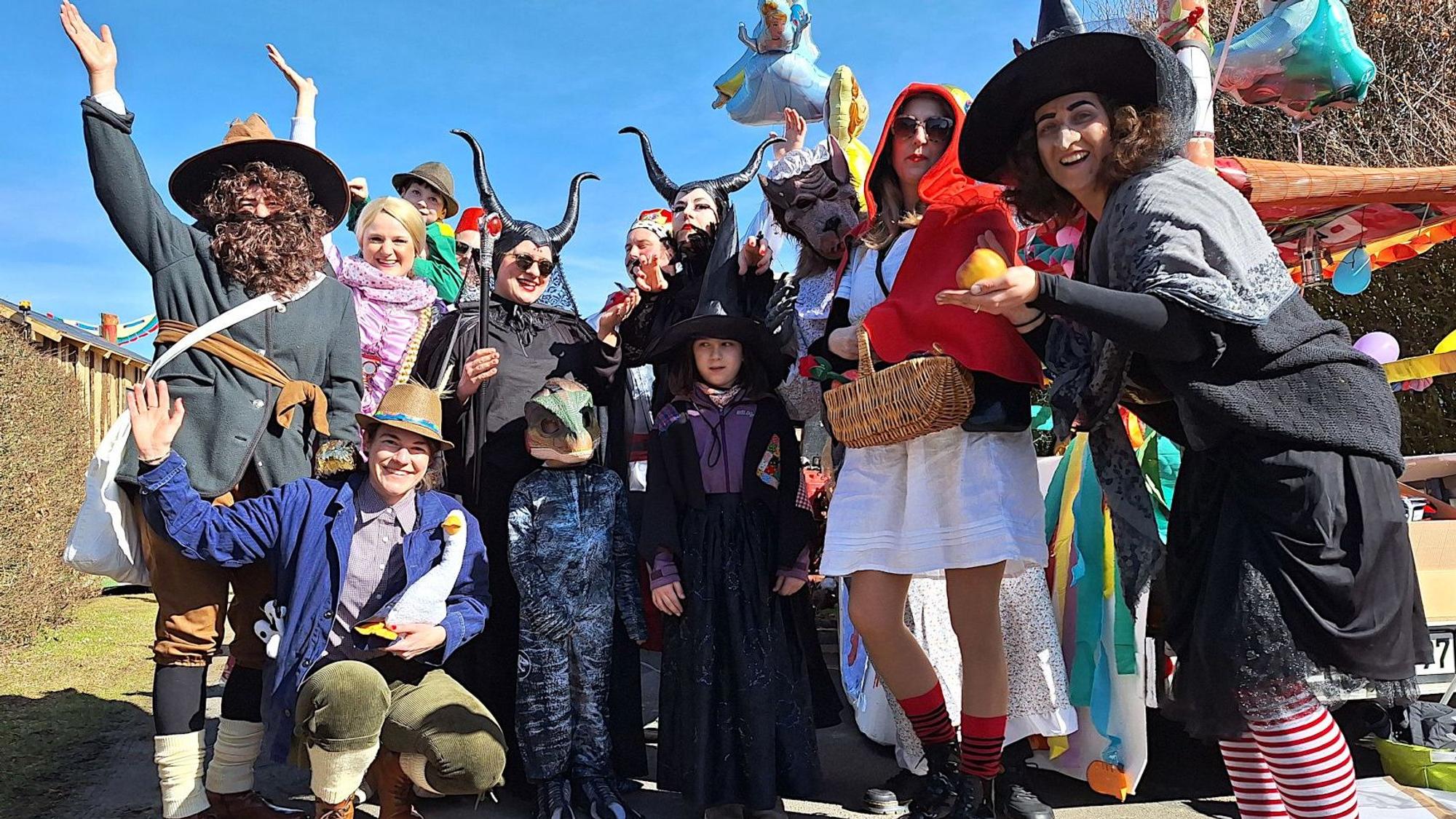 Die Ripsdorfer Märchenwelt, unter anderem mit Rapunzel, Rumpelstilzchen, Hänsel und Gretel sowie der Schönen und dem Biest.