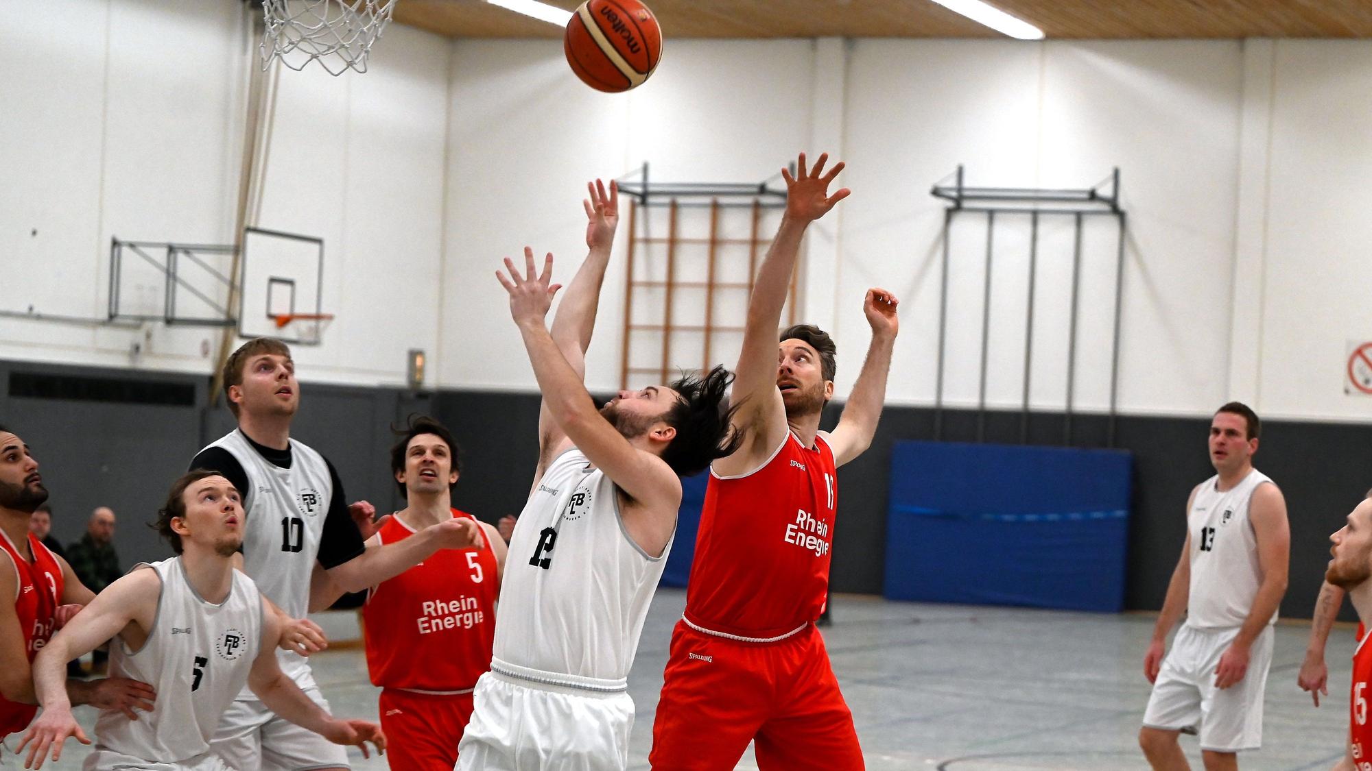 08.02.2025, Basketball-Fast Break Leverkusen-BG Köln
vorne: Tim Dahmen (Leverkusen)
Foto: Uli Herhaus