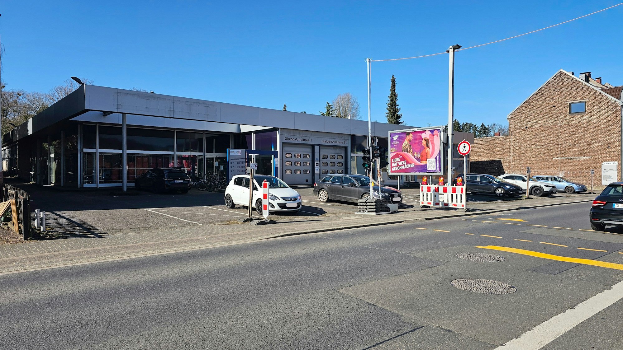 Das Foto zeigt das Gelände Autohaus Lüttgen