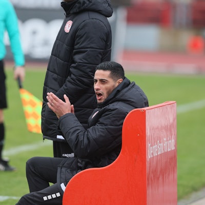 Fortuna Kölns Co-Trainer Hamdi Dahmani ersetzte Cheftrainer Matthias Mink