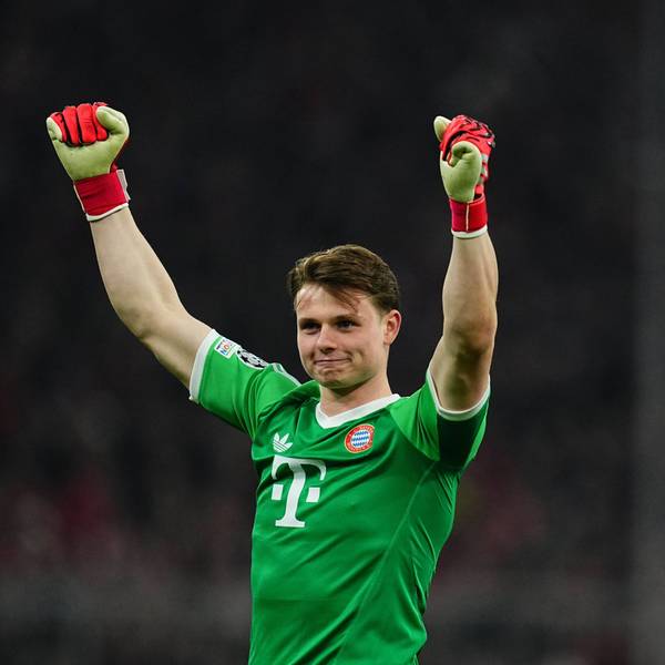 FC Bayern München v Bayer 04 Leverkusen - UEFA Champions League 2024/25 Round of 16 Jonas Urbig of Bayern Munich celebrate during the UEFA Champions League 2024/25 round of 16 match between FC Bayern München and Bayer 04 Leverkusen at Allianz arena, Munich, Germany on March 5, 2025. Munich Germany PUBLICATIONxNOTxINxFRA Copyright: xUlrikxPedersenx originalFilename:pedersen-fcbayern250305_npEIZ.jpg