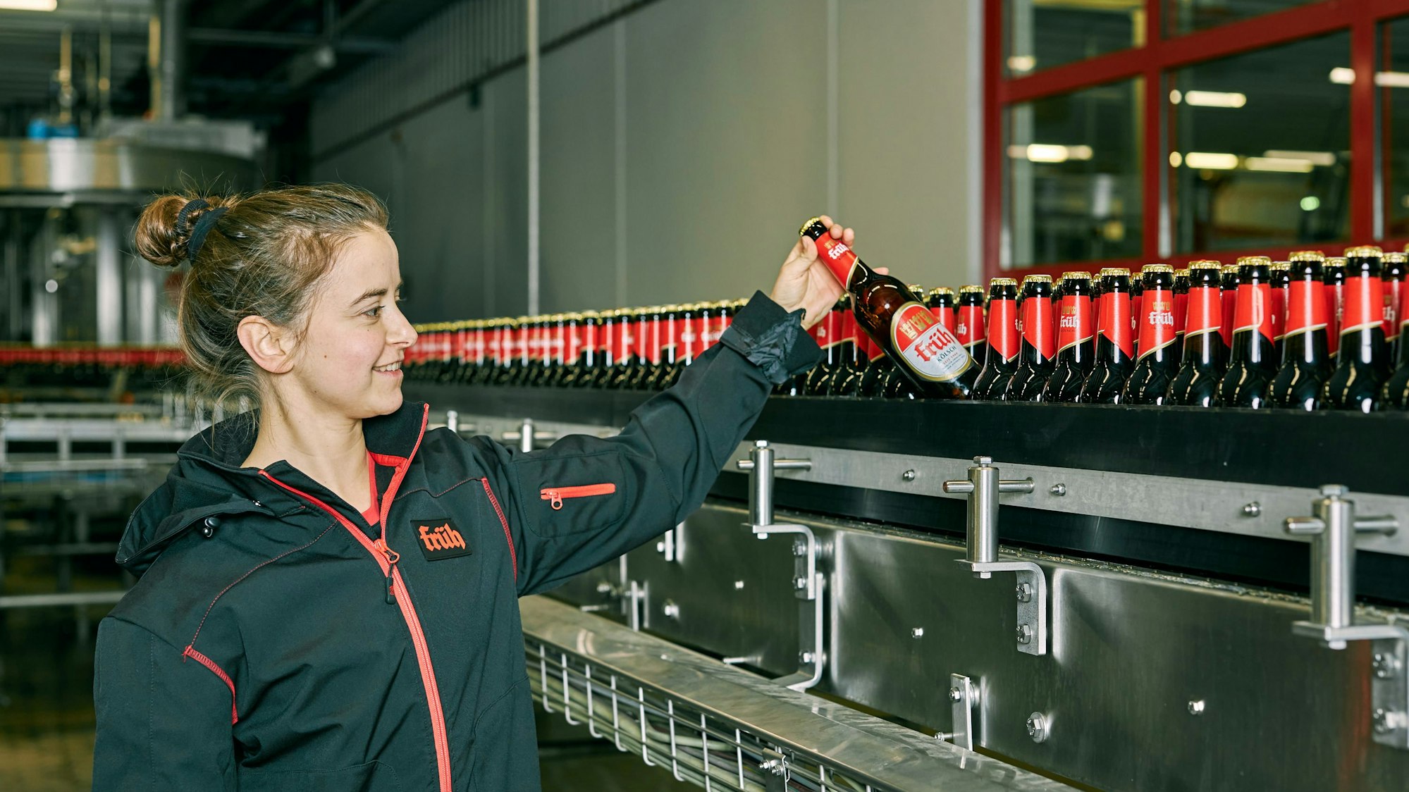 Giulia Nebel ist Braumeisterin und leitet die Qualitätskontrolle bei Früh Kölsch