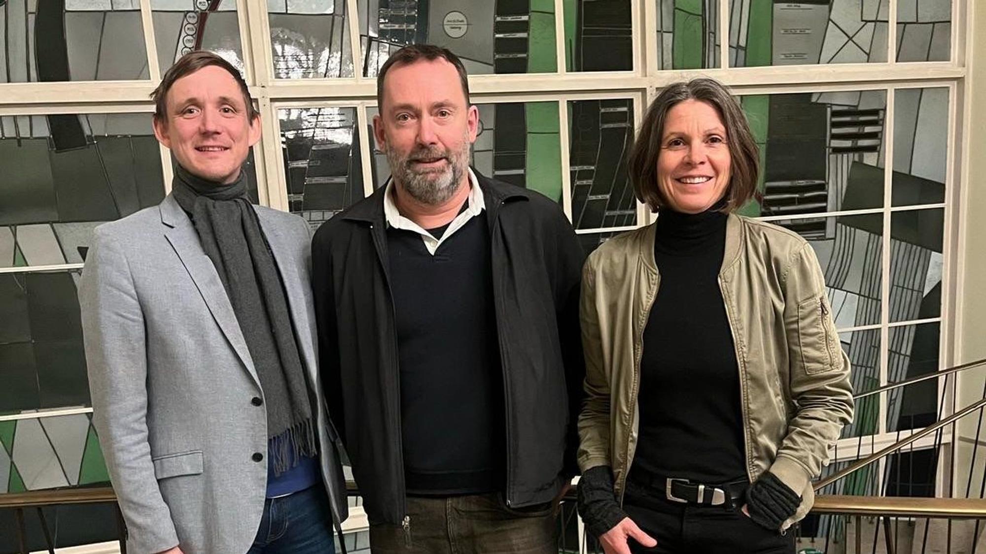 Neu dabei: Thor Zimmermann (Mitte) mit Grünen-Fraktionsgeschäftsführer Lino Hammer und Fraktionschefin Christiane Martin.