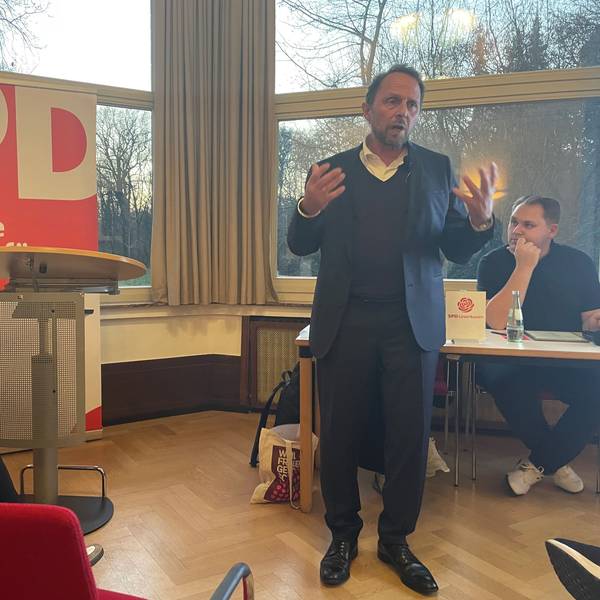 Uwe Richrath will zum dritten Mal Oberbürgermeister von Leverkusen werden.