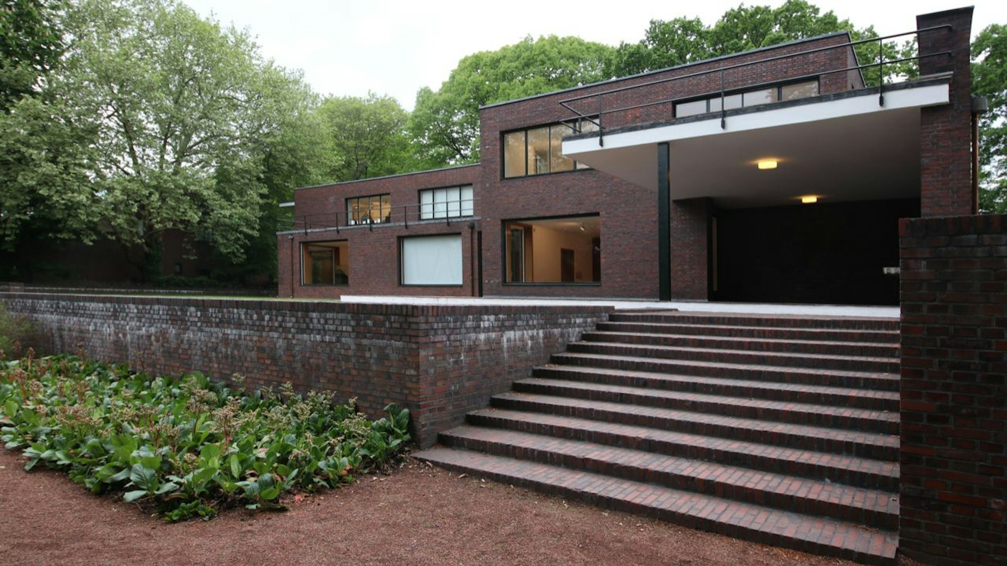 Haus Lange von Ludwig Mies van der Rohe in Krefeld.