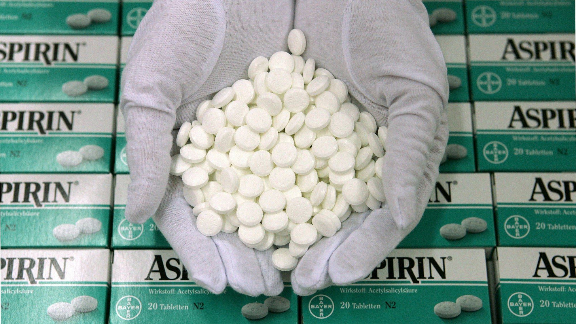 Aspirin-Tabletten sind zu sehen.