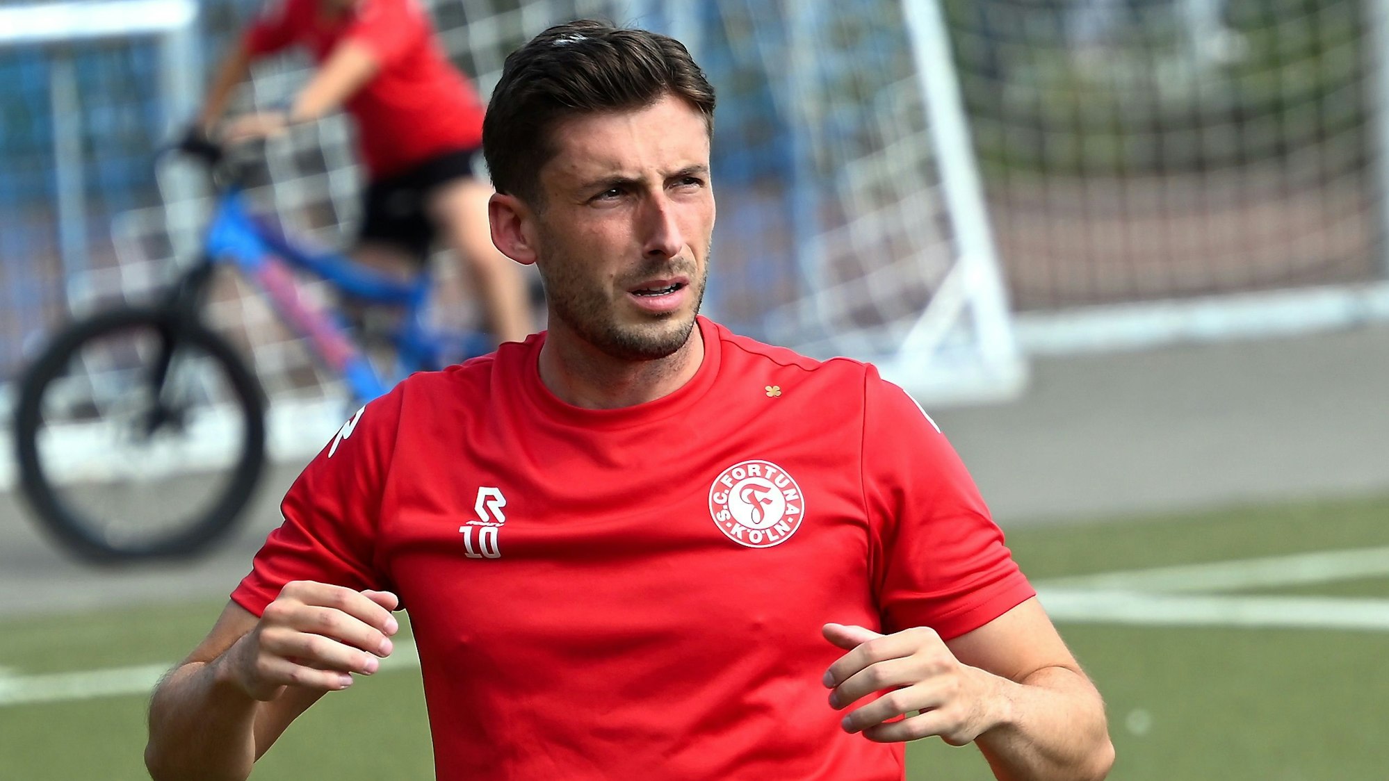 01.09.2024, Fussball-FC Pesch - S.C. Fortuna Köln II
Gjorgji Antoski (Köln)
Foto: Uli Herhaus