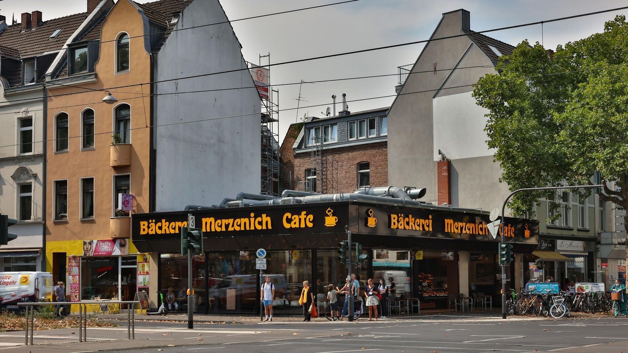 17.08.2022
Köln:
Baulücken in Sülz
Kreuzung Luxemburger Straße/Sülzburgstraße
Foto:Martina Goyert