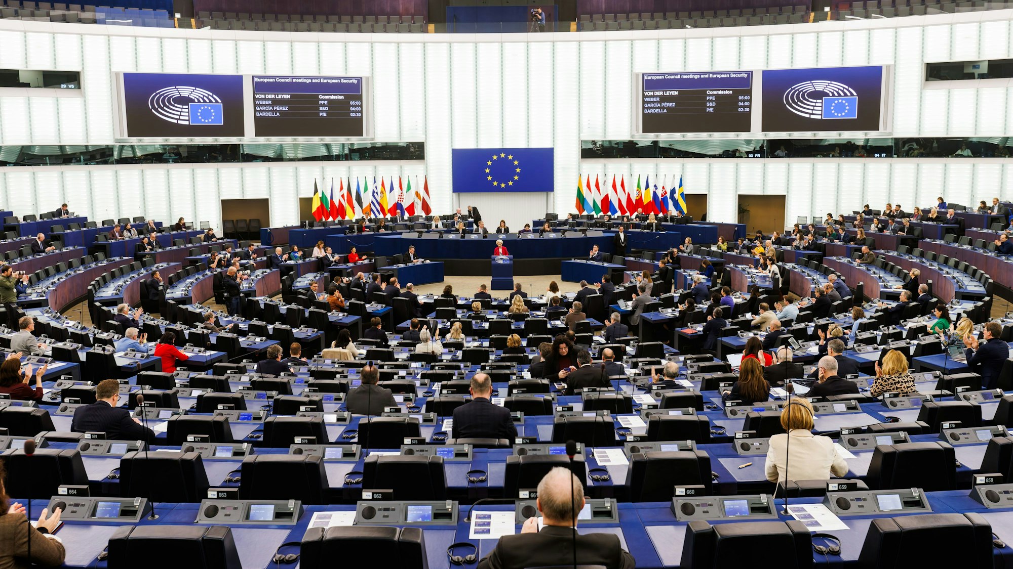 Bei der Fortsetzung Plenarsitzung des Europäischen Parlaments stehen Aussprachen über Frauenrechte, Migrationspolitik und den sogenannten Clean Industrial Deal auf der Agenda.