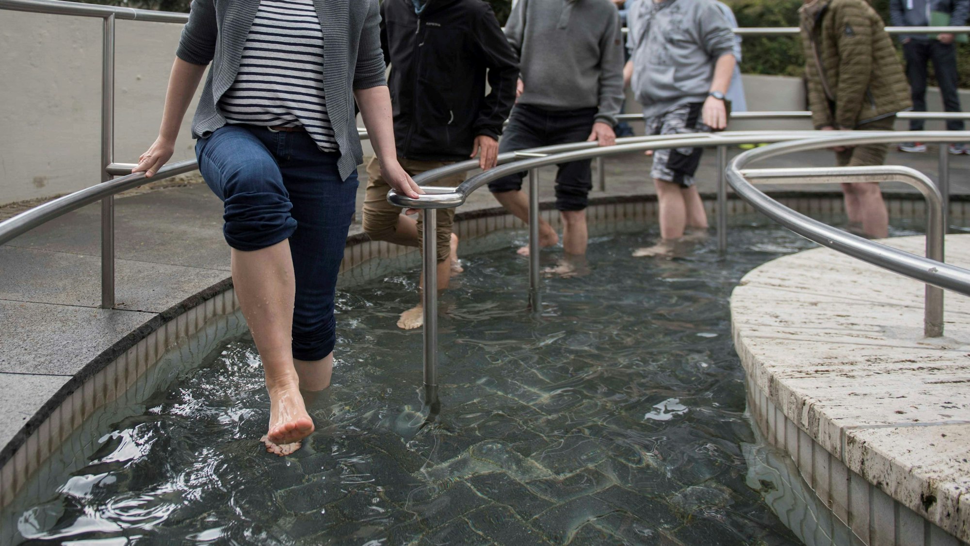 In Bad Münstereifel, im Bereich des Kurhauses, gibt es ein Kneipp-Tretbad (2024).
