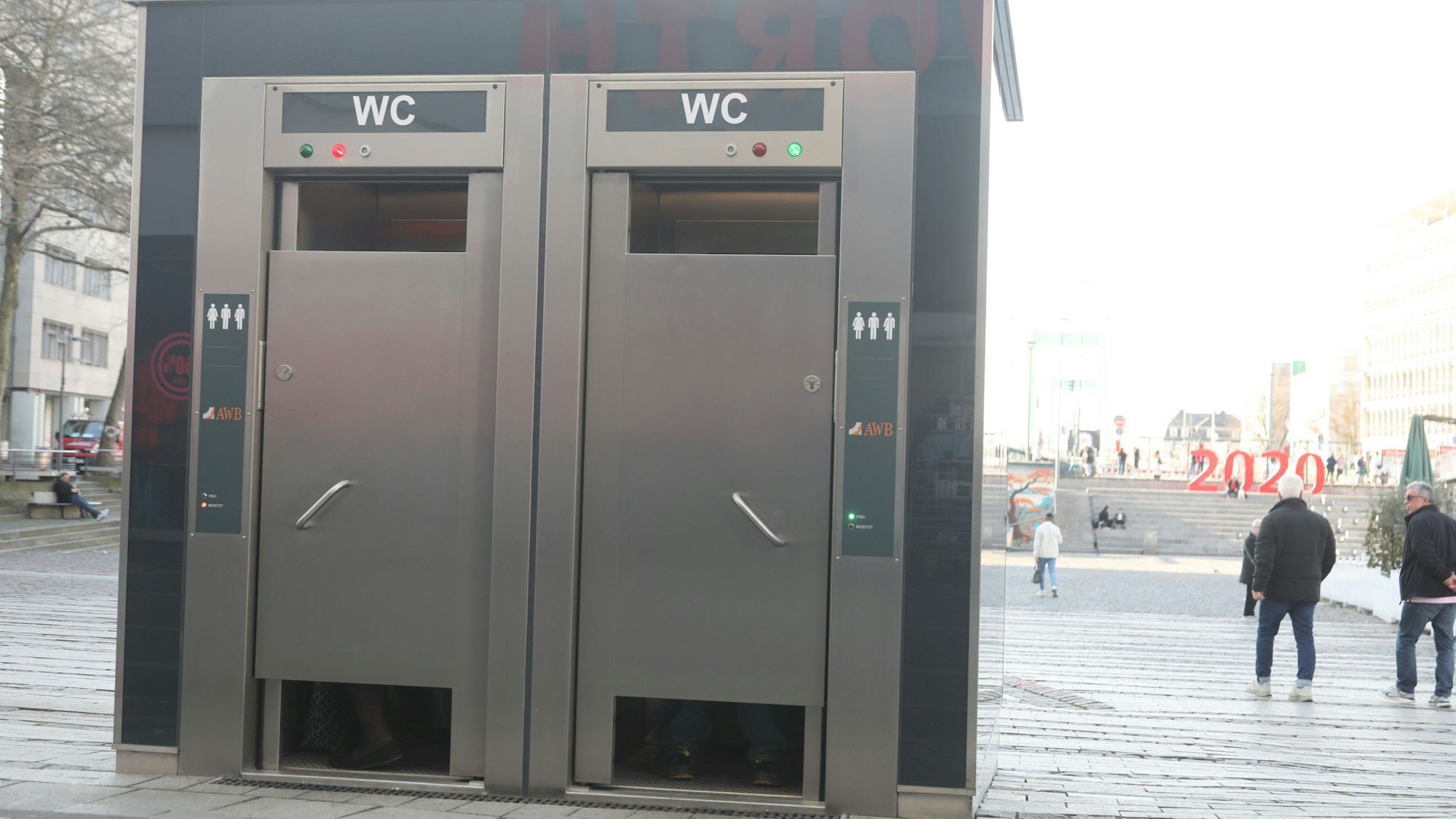 Toiletten auf dem Wiener Platz