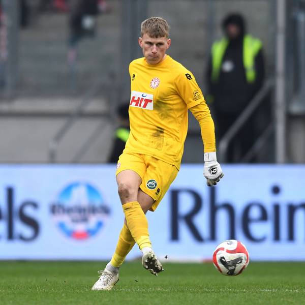 Torhueter Lennart Winkler Fortuna Koeln . GER, MSV Duisburg vs Fortuna Koeln, Fussball, Regionalliga West, 24. Spieltag, Spielzeit 2024/2025, 01.03.2025 DFL/DFB REGULATIONS PROHIBIT ANY USE OF PHOTOGRAPHS AS IMAGE SEQUENCES AND/OR QUASI-VIDEO GER, MSV Duisburg vs Fortuna Koeln, Fussball, Regionalliga West, 24. Spieltag, Spielzeit 2024/2025, 01.03.2025 Duisburg *** Torhueter Lennart Winkler Fortuna Koeln GER, MSV Duisburg vs Fortuna Koeln, Football, Regionalliga West, Matchday 24, Season 2024 2025, 01 03 2025 DFL DFB REGULATIONS PROHIBIT ANY USE OF PHOTOGRAPHS AS IMAGE SEQUENCES AND OR QUASI VIDEO GER, MSV Duisburg vs Fortuna Koeln, Football, Regionalliga West, Matchday 24, Season 2024 2025, 01 03 2025 Duisburg Copyright: xEibner-Pressefoto/ThomasxThienelx EP_TTL