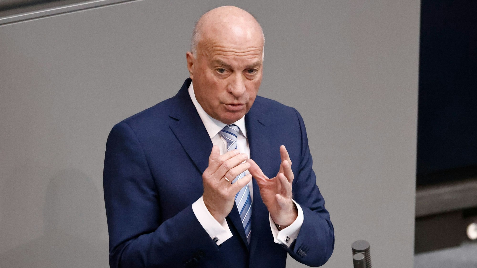 Rüdiger Lucassen (AfD) spricht im Deutschen Bundestag.