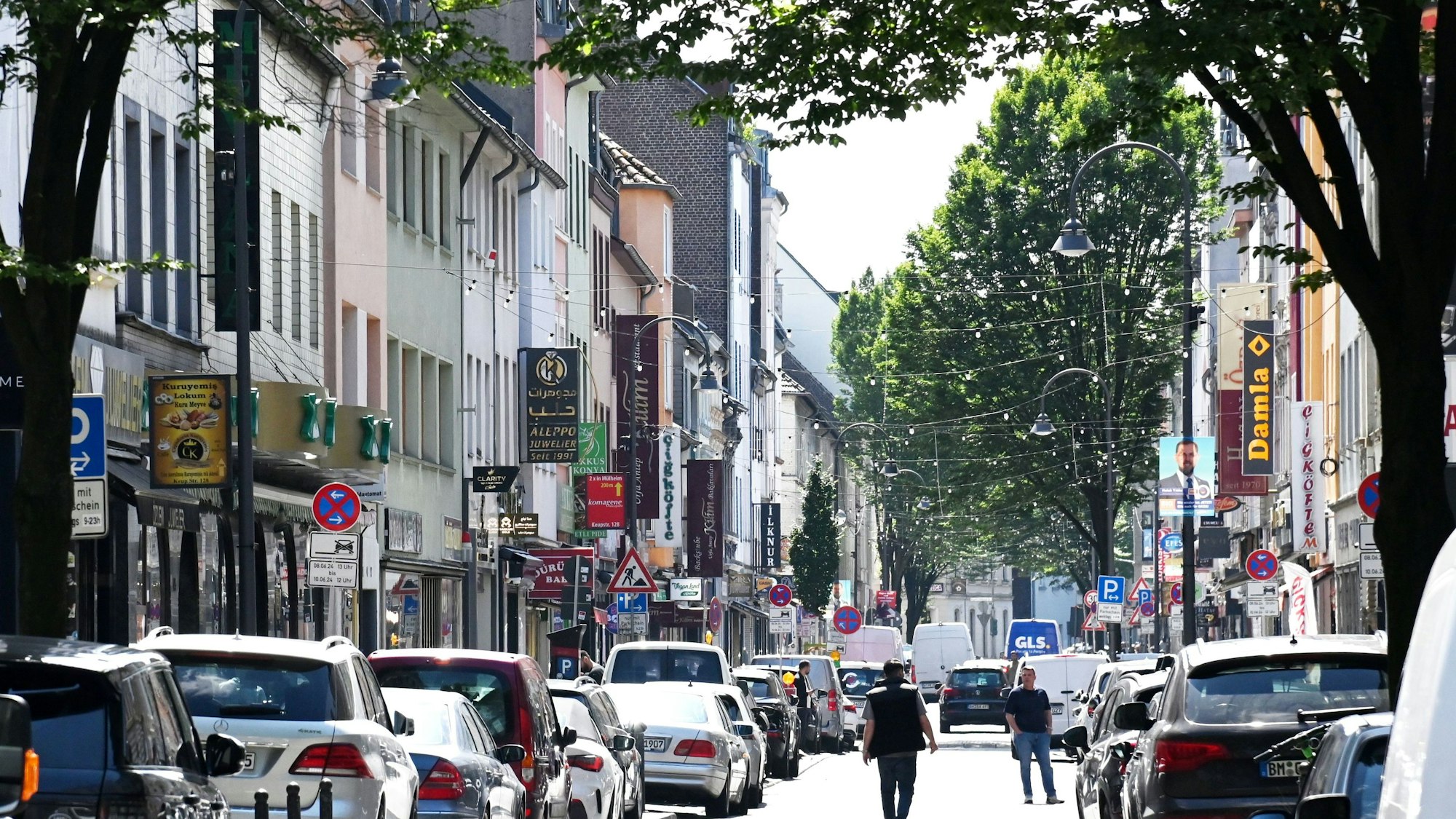 Zu sehen ist die Keupstraße in Köln-Mülheim.