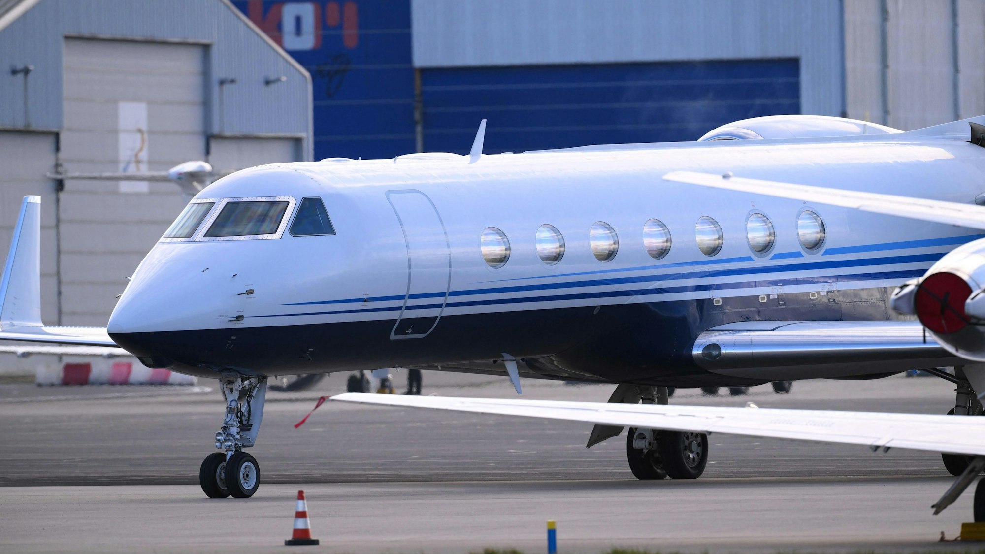 Ein Gulfstream G550 Flugzeug am Flughafen Rotterdam Den Haag